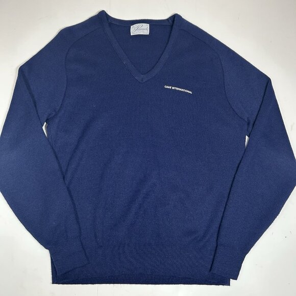 Vtg Pinnacle Mens Sweater Blue V-Neck “Case International” Acrylic Sz L USA - Picture 1 of 6